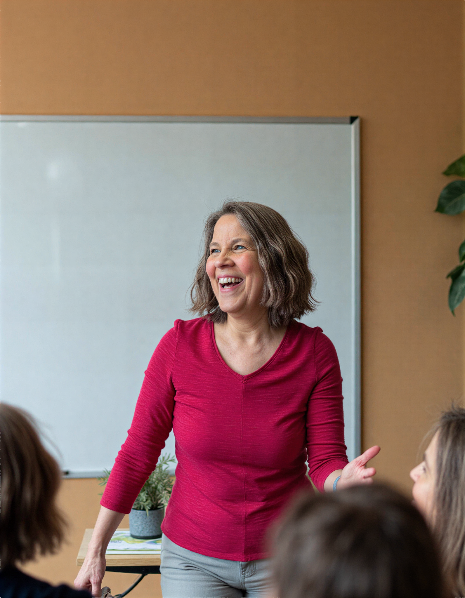 Dana Wilde teaching live